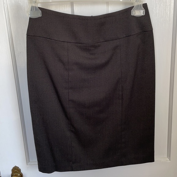 Brown blazer and skirt set, size 4 - Picture 3 of 4